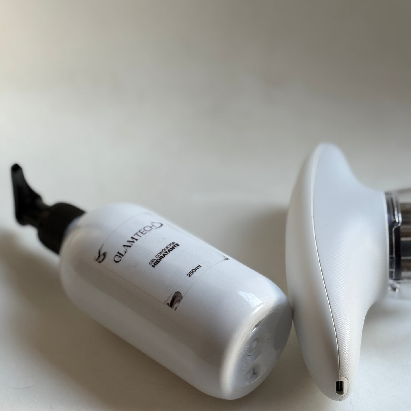 GlamSculpt-Pro (Masajeador Reductor Anticelulitis 3 en 1 )